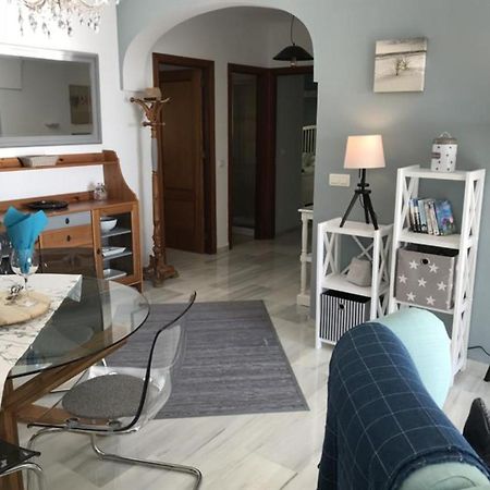 Sunny Apartment On Burriana Beach Nerja Bagian luar foto