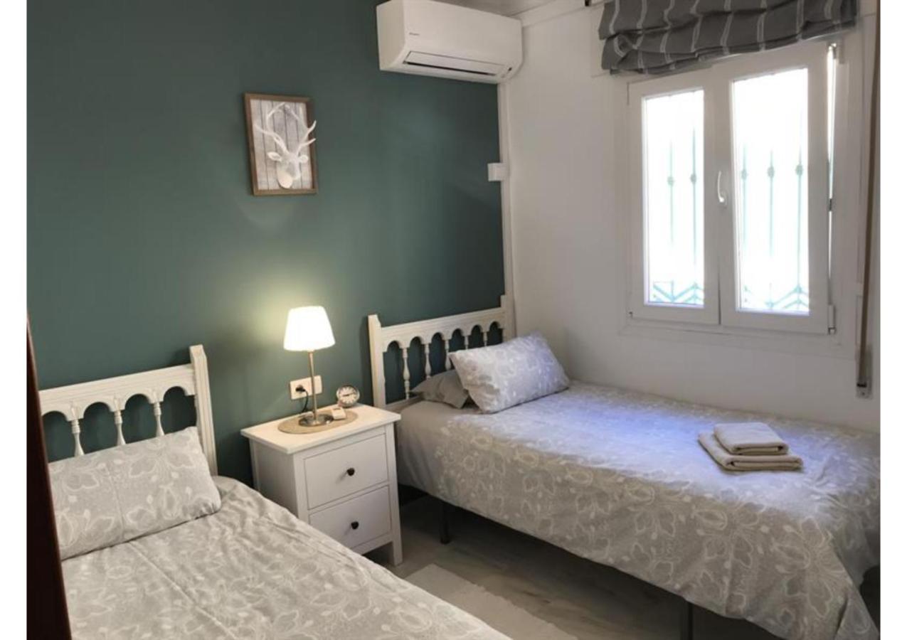Sunny Apartment On Burriana Beach Nerja Bagian luar foto